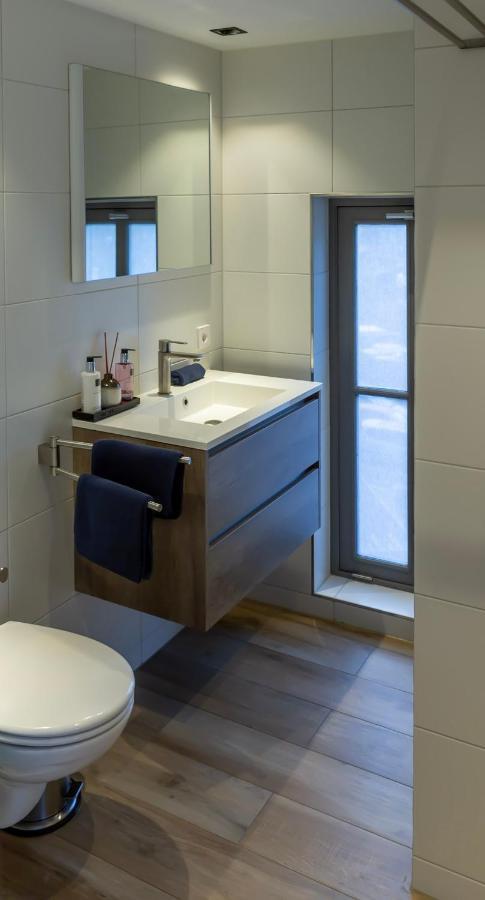 Canal View Suite Амстердам Екстериор снимка