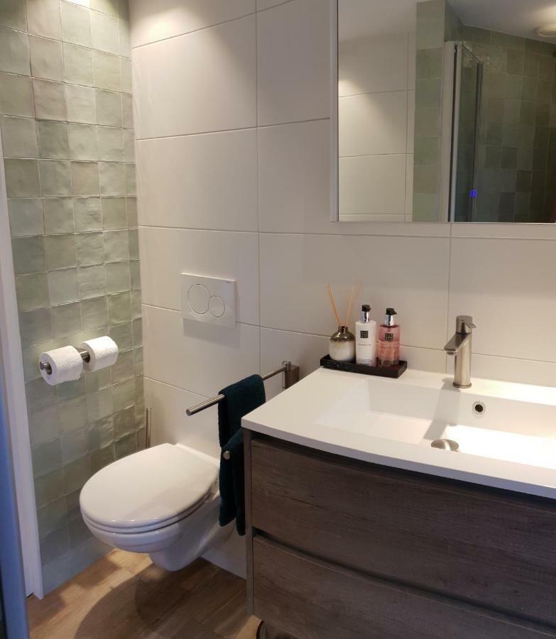 Canal View Suite Амстердам Екстериор снимка